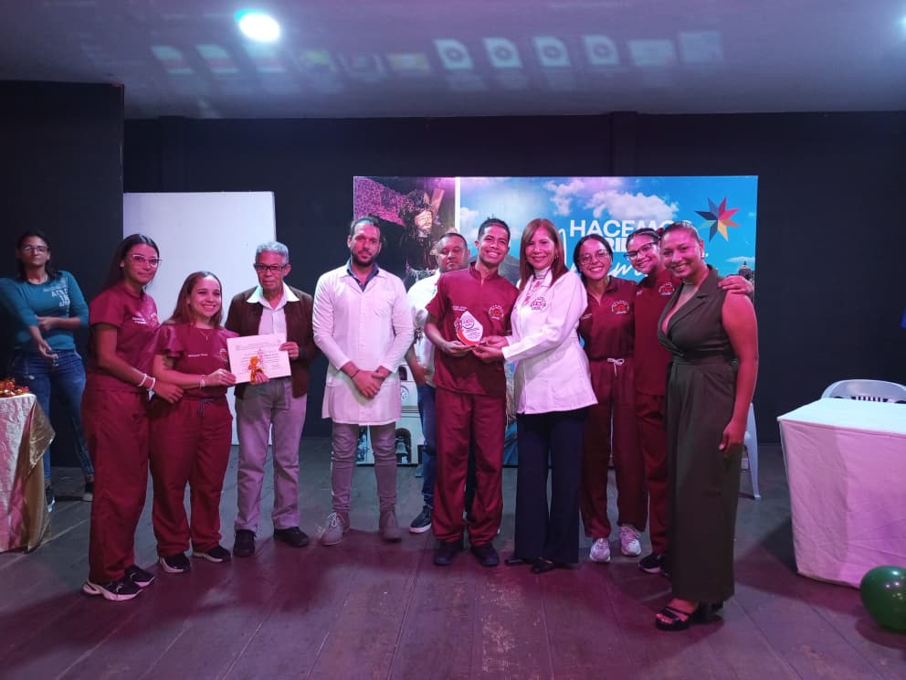 Brigada Médica Cubana en Venezuela tweet media