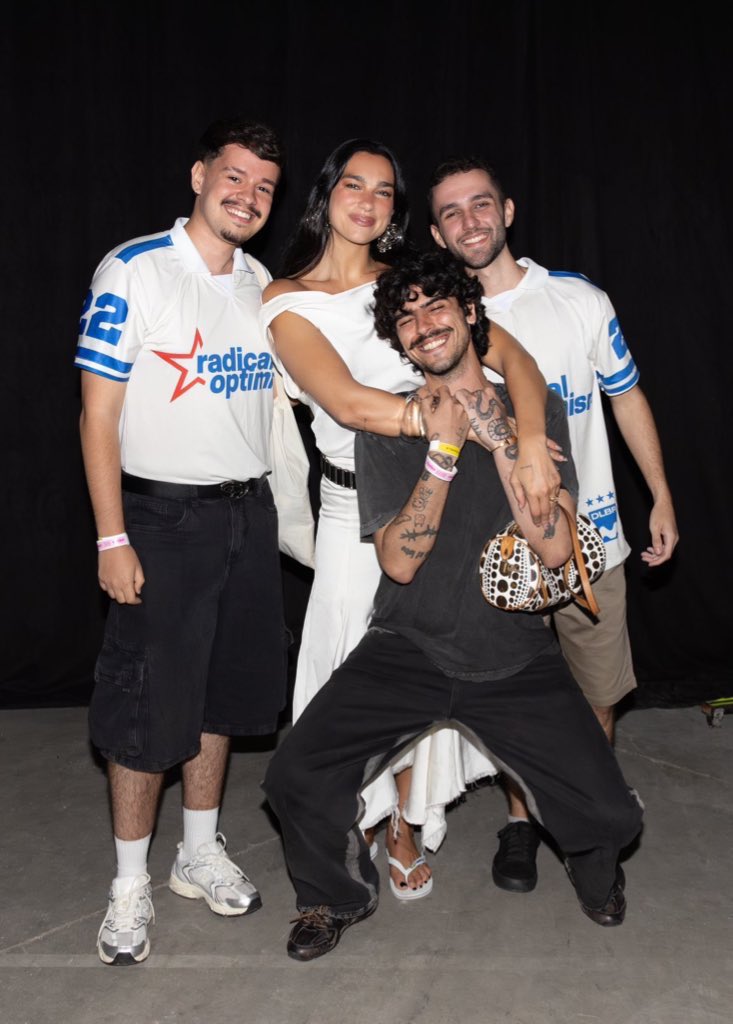 dlipargentina's tweet image. 🇲🇽 La gente de Spotify México le da la chance de conocer a Dua Lipa en un Meet and Greet a los fans mexicanos que pertenezcan al Top Listeners de Dua en Spotify y los que la reproduzcan en la plataforma. 

🇨🇴 A si mismo, Warner Music Colombia tomo la misma iniciativa