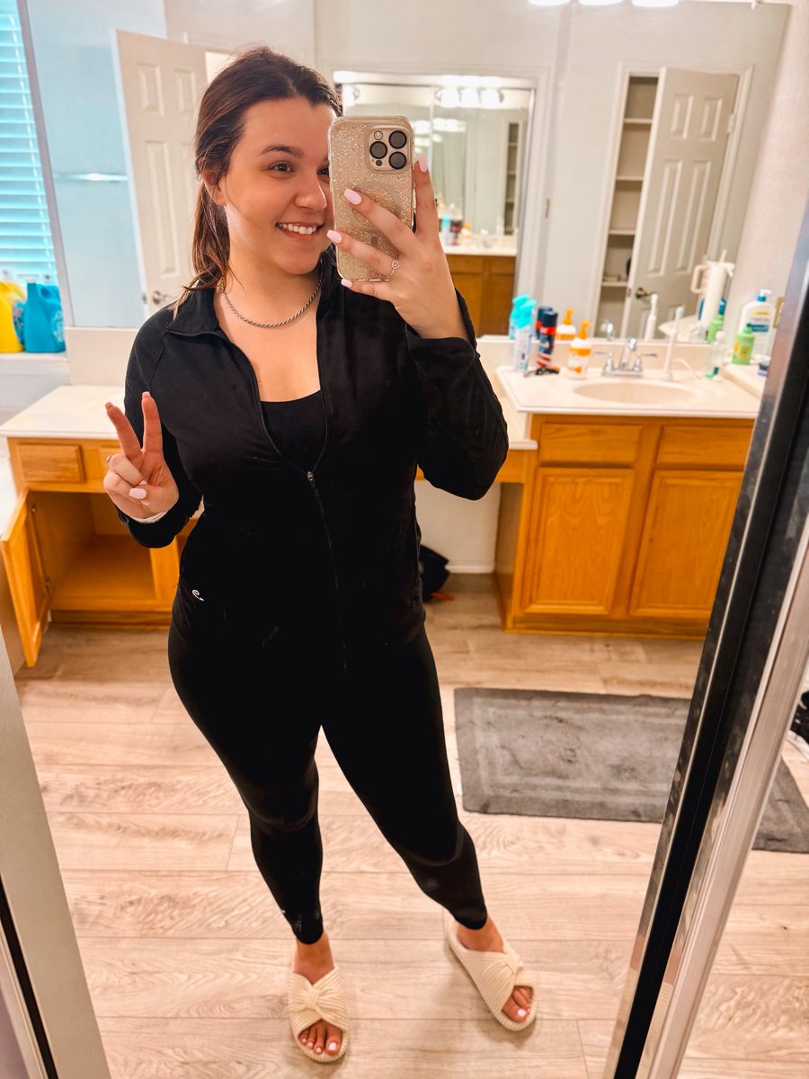 Kaitlynn ✨ tweet media