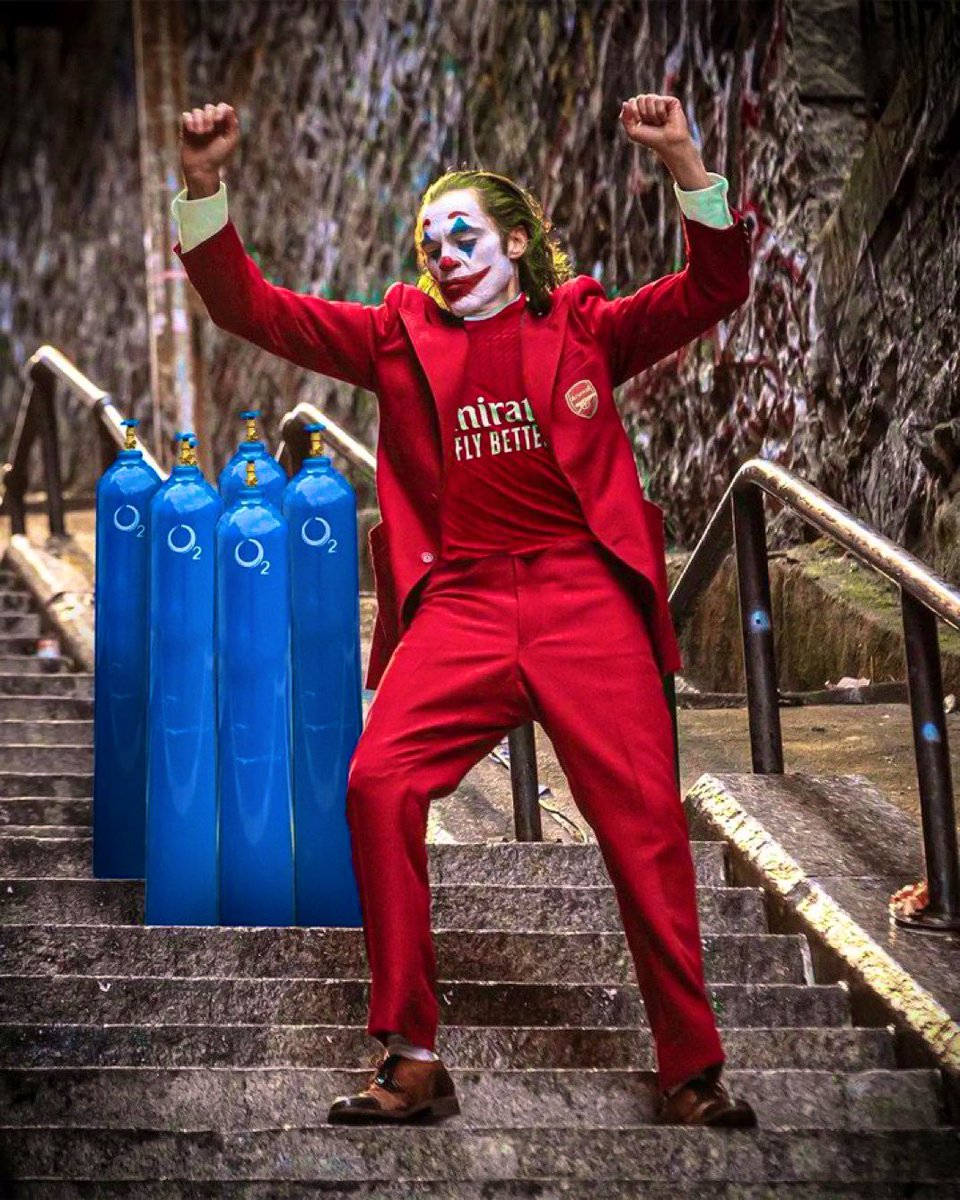 ArsenalN7's tweet image. WHAT A NIGHT. 

• Arsenal 3-1 Bayern Munich
• Ødegaard, Martinelli and Madueke return 
• Liverpool 1-4 PSV
• Liverpool are officially a washed club
• PSG 5-3 Tottenham 
• Tottenham get battered everywhere they go

Mood: