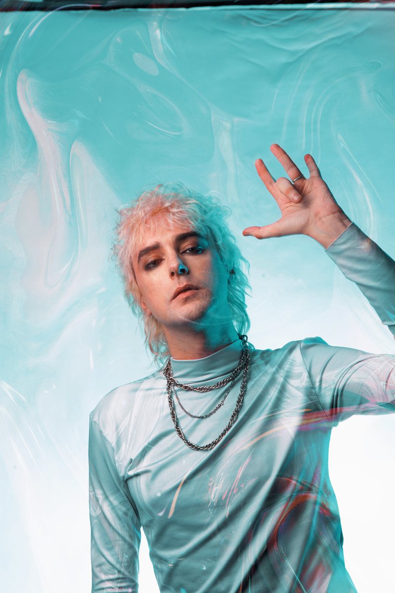 ¡Felices 32, Benito Cerati! Muchas gracias por estar siempre dispuesto para #CalorFrioTv 🎂

📸 instagram.com/gonxalipaz/