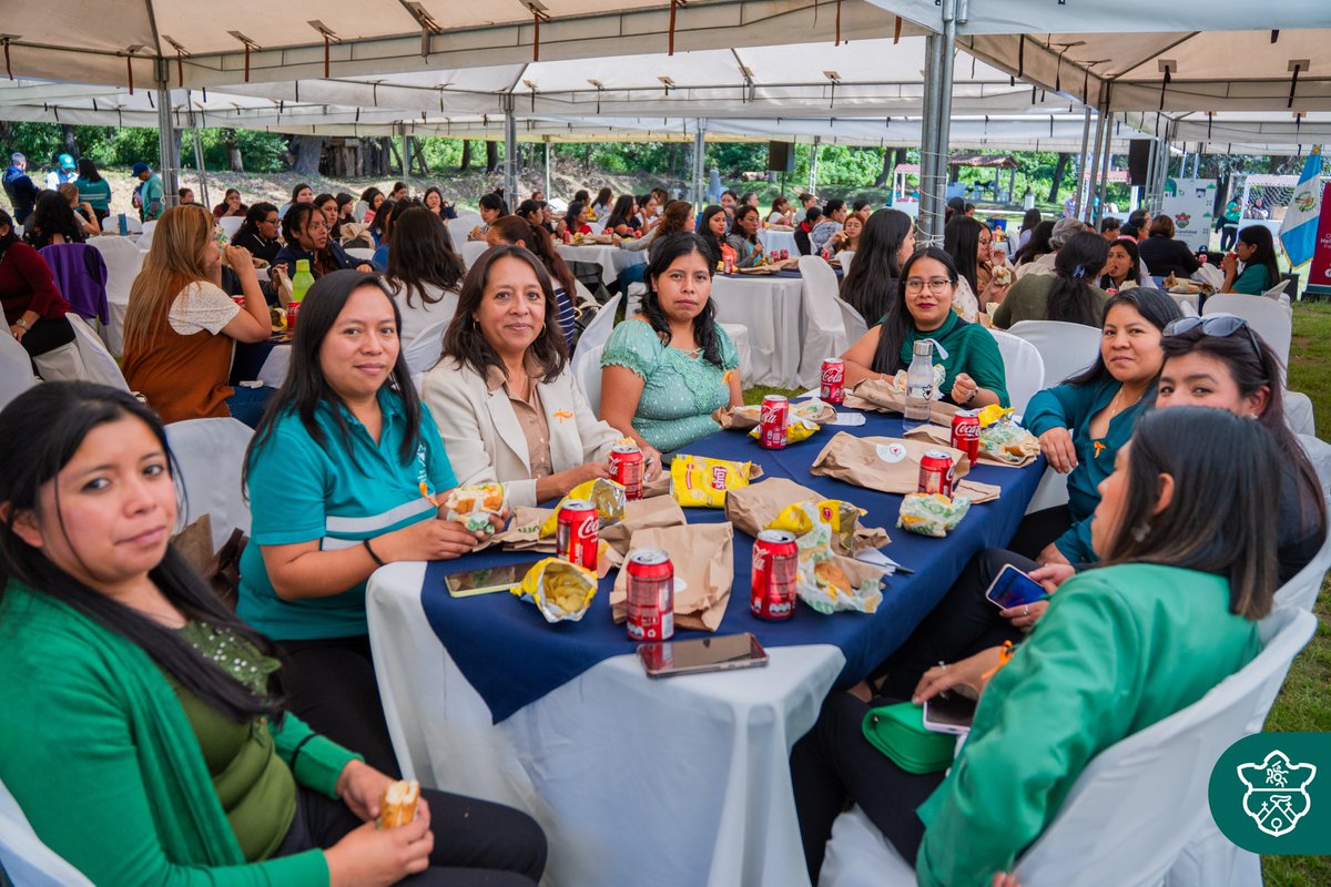 🧡✨ Vivimos un espacio para reflexionar y fortalecer a las mujeres de nuestra Municipalidad, promoviendo entornos seguros y el valor de hacer valer nuestros derechos. #MunicipalidadDeAntiguaGuatemala