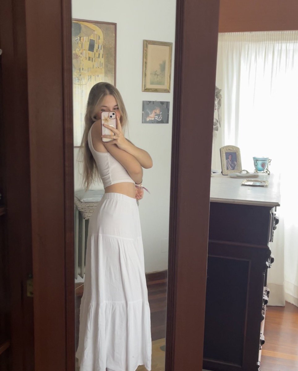 flavia🌼 tweet media