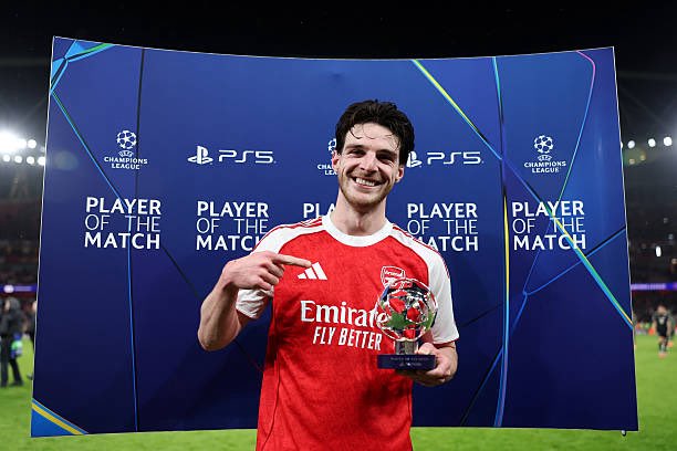 ArsenalBuzzCom's tweet image. 📸| PLAYER OF THE MATCH!

DECLAN RICE 👊