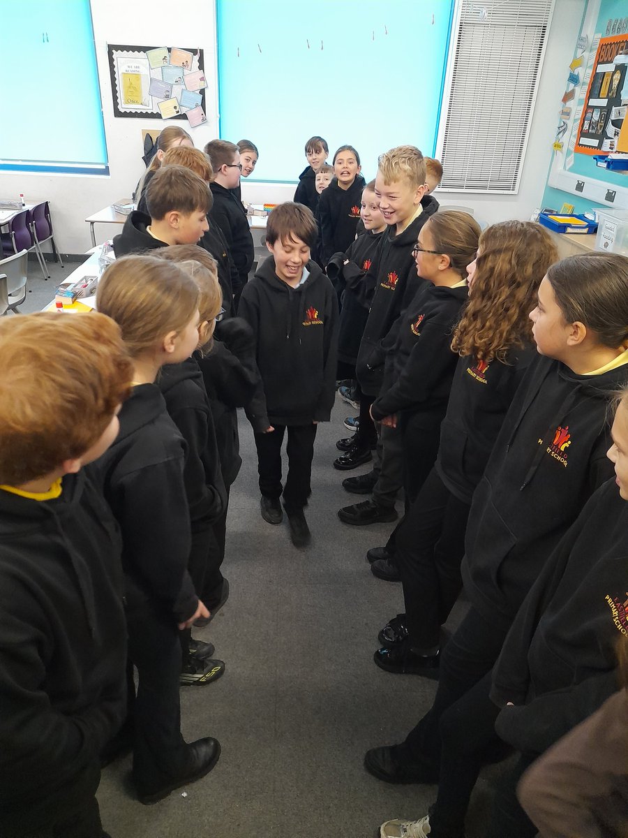 EastfieldPSHull's tweet image. Using conscience alley in reading today to consider a character's viewpoint regarding a dilemma in the book 'Once'. #epsreading #6BE