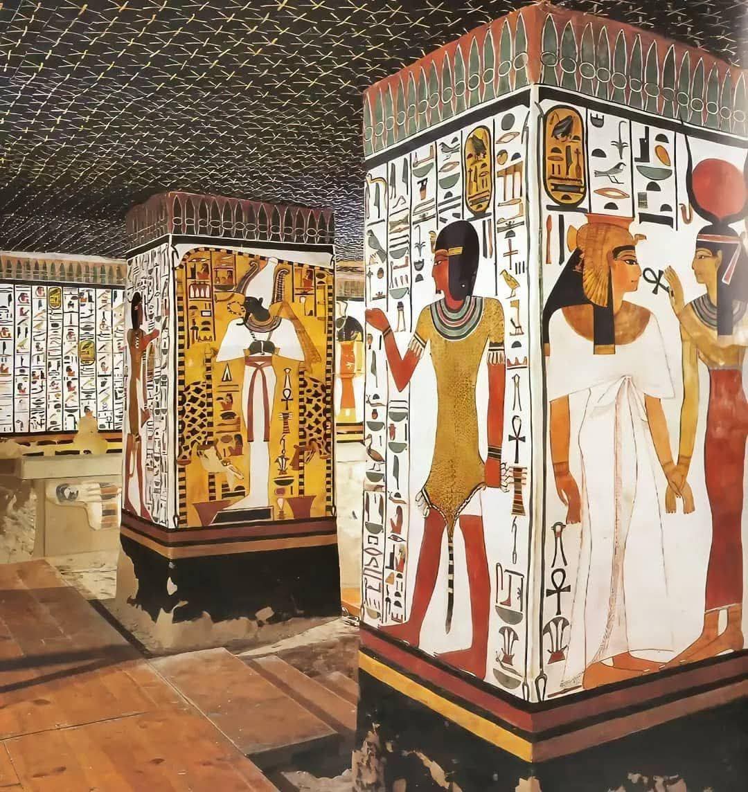 La tumba de la reina Nefertari, de 3200 años de antigüedad, en el Valle de las Reinas, también conocida como la Capilla Sixtina del Antiguo Egipto. Las pinturas, presentes en casi toda la superficie de la tumba, se consideran las decoraciones mejor conservadas y más elocuentes de