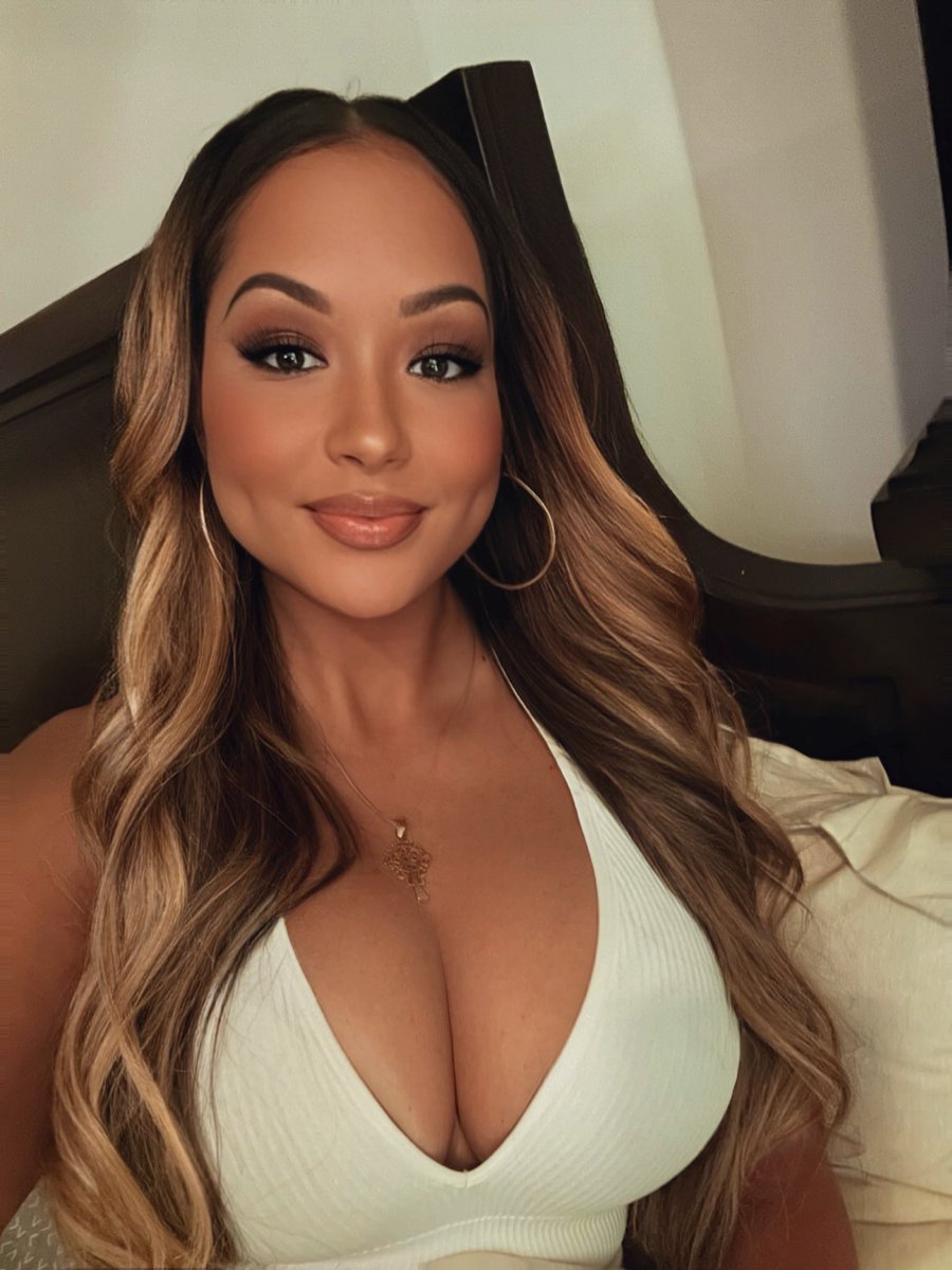 mikala tweet media