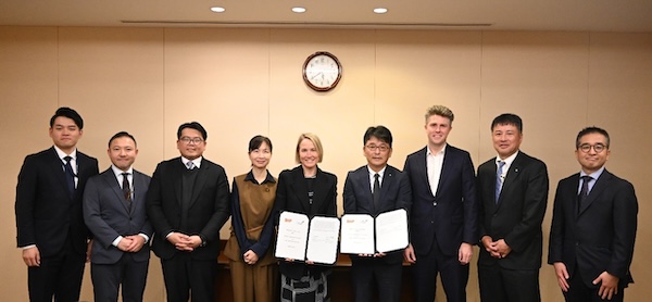 HELLENICSHIP's tweet image. NYK and BHP Renew Strategic Partnership to Advance #Decarbonization and Safety in the #DryBulk Industry 
hellenicshippingnews.com/nyk-and-bhp-re…