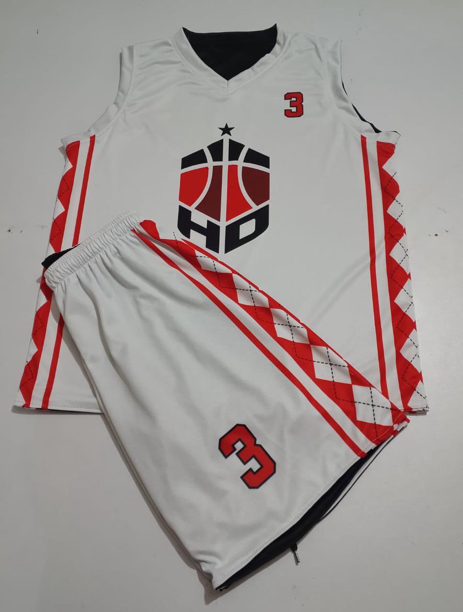 hoopdreamsbball's tweet image. 🔥 Our new @hoopdreamsbball 13U uniforms for the winter season!

🔌 Appreciate you a lot for the plug on uniforms @coachMinor3!

👀Still looking for 1-2 players to join our @hoopdreamsbball 13U team (7th graders) this season! 

📧DM today if interested!