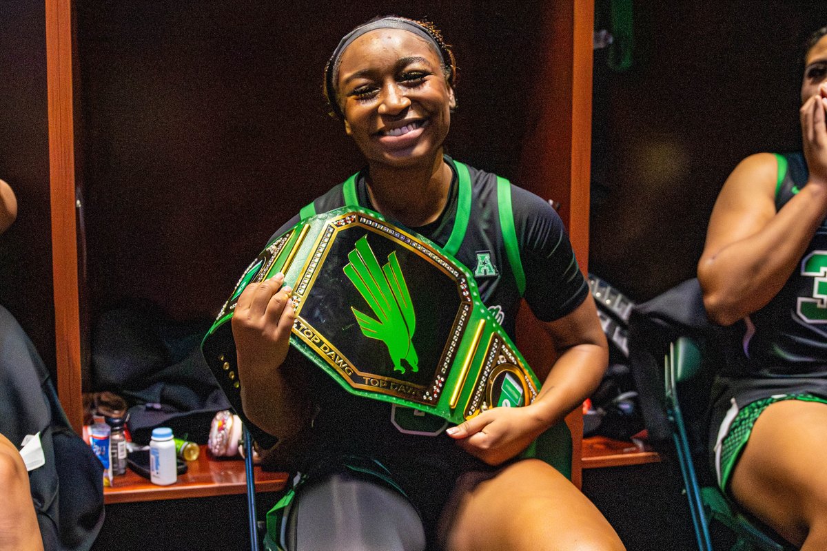 Big-time performances from our players of the game 🐶

Jazzy: 15 PTS, 6 REB, 4 AST
Chania: 9 PTS, 4 STL, 2 AST

#GMG🦅 I #PremiumGasOnly⛽️