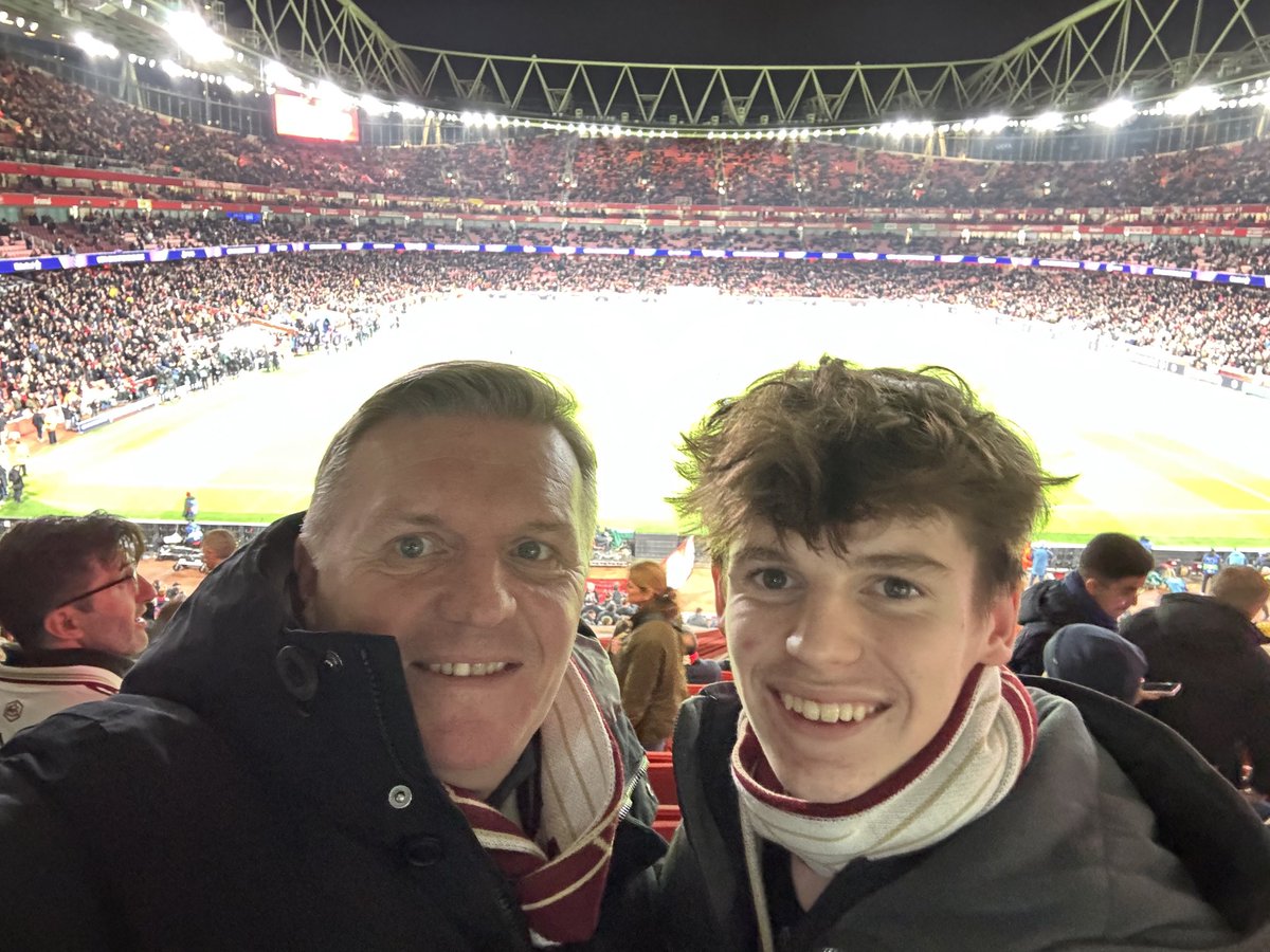 What a game, and what an unbelievable performance from the ⁦⁦<a href="/Arsenal/">Arsenal</a>⁩ against  very good Bayern side ❤️