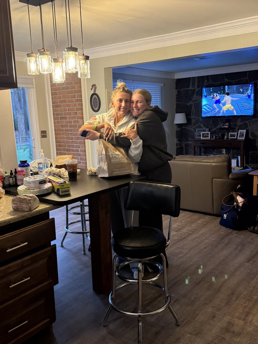 Jenny Liggio tweet media