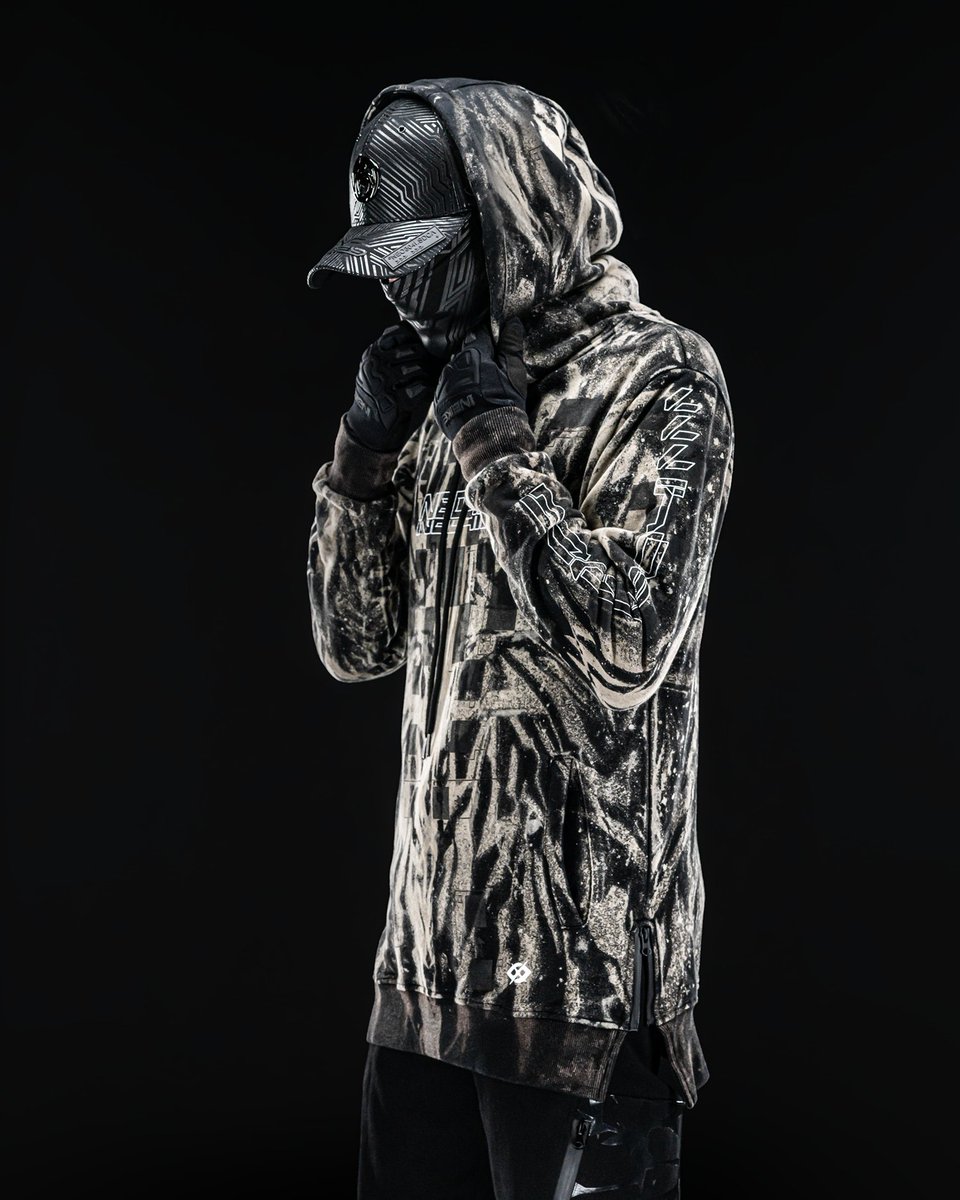 neo4ic's tweet image. In the darkness, all I see is you. 

---------------
60 WR4TH hoodies go up on Friday. #neo4ic