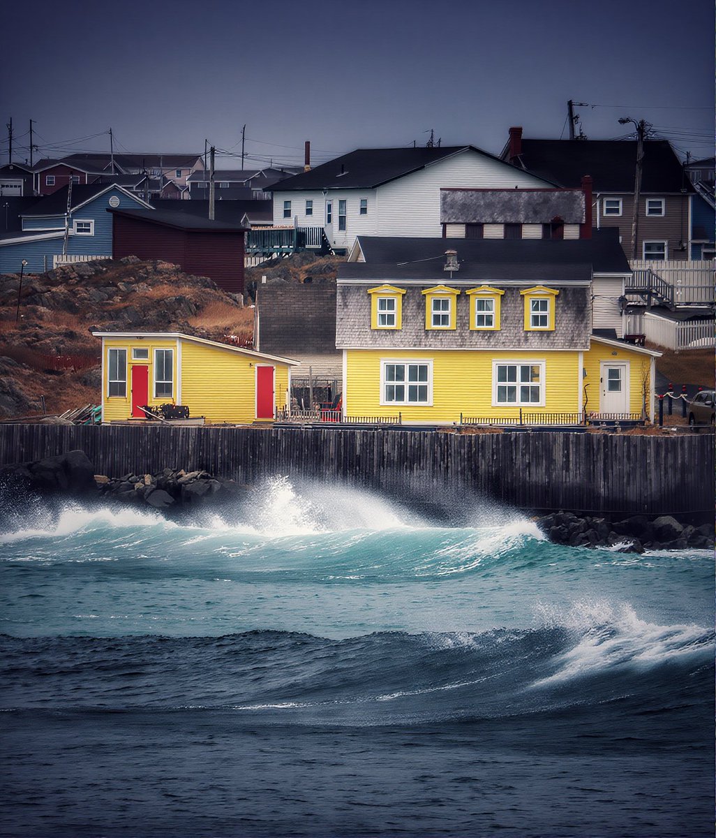 Colours on land and sea.

Bonavista, NL 

#Newfoundland