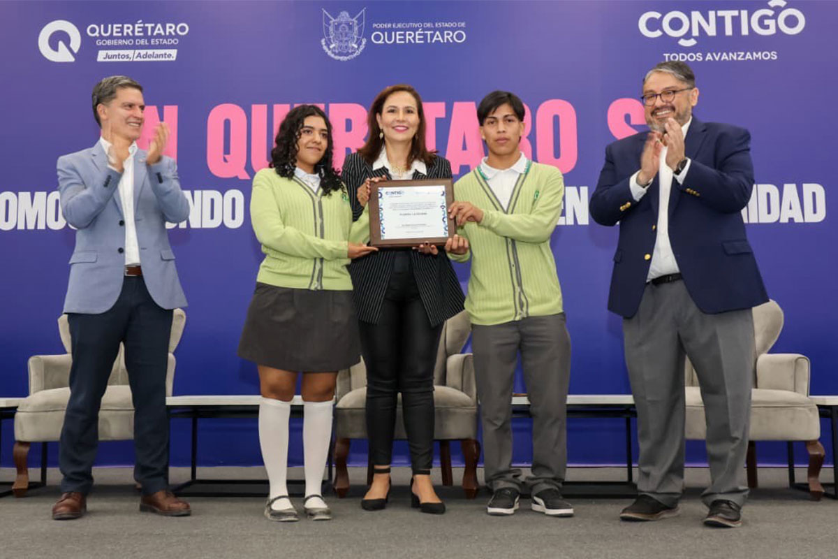 <a href="/MarthaSotoQro/">Martha Soto</a> presenta resultados del programa Rutas de Aprendizaje.
#Educación #Querétaro 

elvespertino.mx/estado/2025/11…