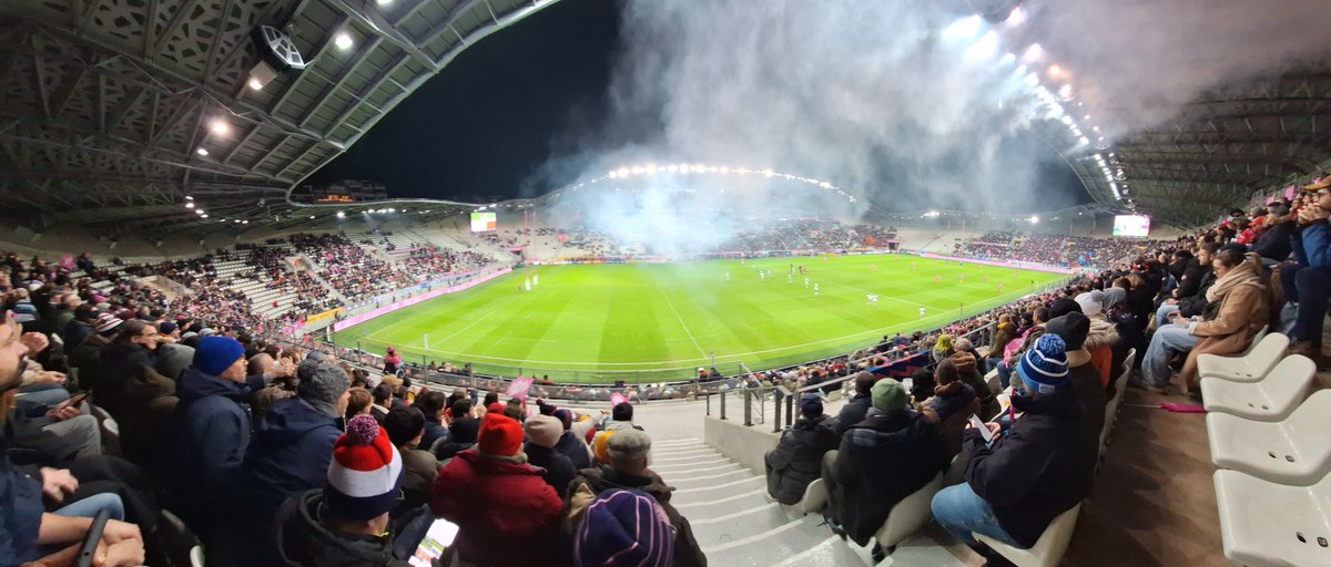 RebelSaint87's tweet photo. First trip of the sabbatical was to Paris, featuring two rugby matches at grounds which also make the football list.
22/11: 277, France v Australia (Stade de France)
23/11: 278, Stade Francais v Toulon (Stade Jean Bouin, current home of Paris FC) https://t.co/syTEu26qWV
