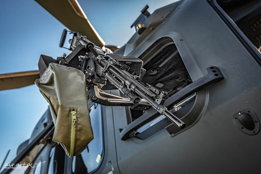 Kolejne nowe śmigła #AW149 przylatują do <a href="/25BKPow/">25 BKPow.</a> .