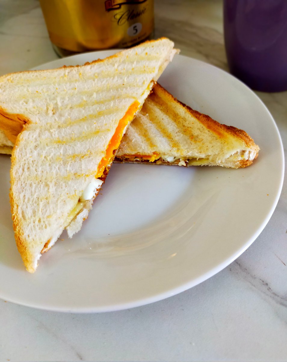 NikolaDiredja3's tweet image. Tim horaayy ku pagi ini... 

.. 🥚🥪🥭☕..