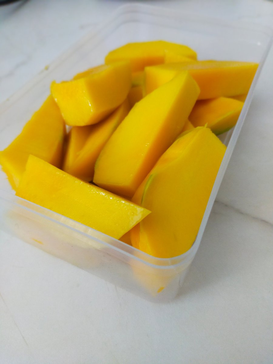 NikolaDiredja3's tweet image. Tim horaayy ku pagi ini... 

.. 🥚🥪🥭☕..