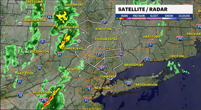 JSeawright_TVWX's tweet image. 🚨Radar Check for the Lower HV:

-We have been tracking two lines of rain from the west that have not only broken up, but also weakened as they move east
-Some downpours expected, but a quick hit of rain for most
I will be live with updates tonight: news12.com/weather
#nywx