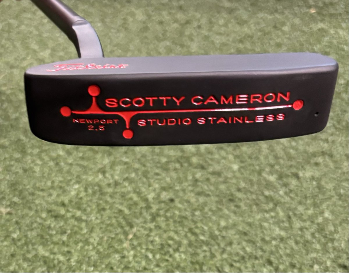 BeaugeyCustom's tweet image. Check out this Scotty Cameron brought back to life. See the before and after.