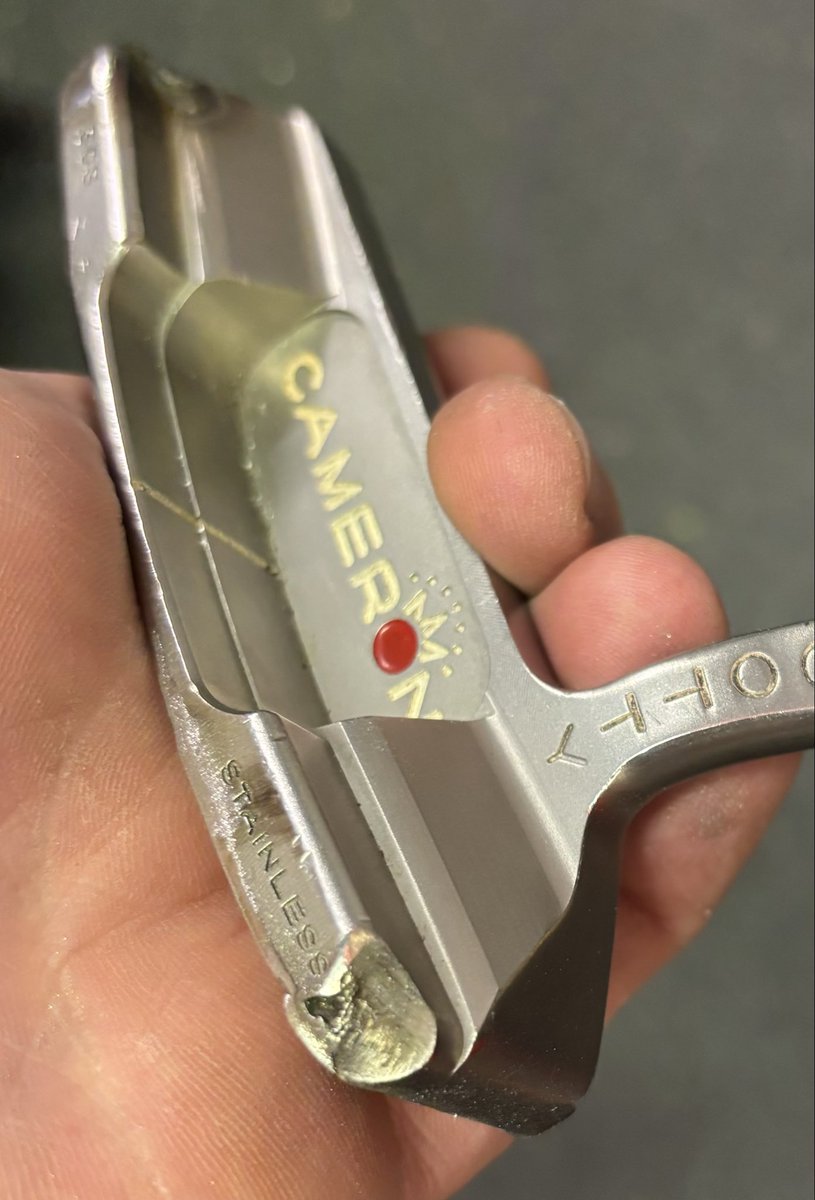 BeaugeyCustom's tweet image. Check out this Scotty Cameron brought back to life. See the before and after.