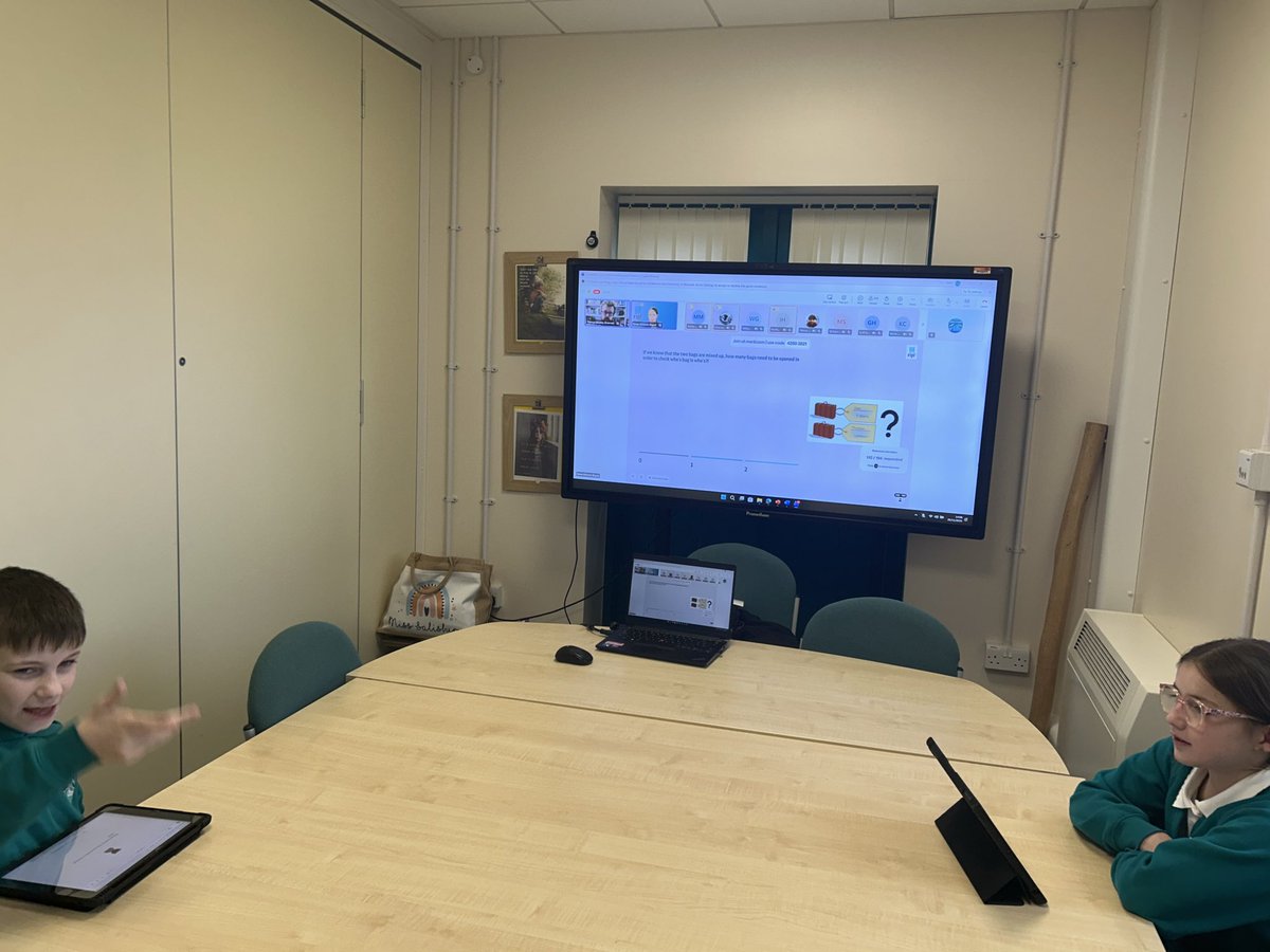 ysgolswnydon's tweet image. This afternoon’s @e_sgol maths session led to some great discussion! So sad next week is the final one BUT as we were packing up, our mathemagicians suggested that they set up some of their own and challenge others to have a go! How can we possibly refuse?!