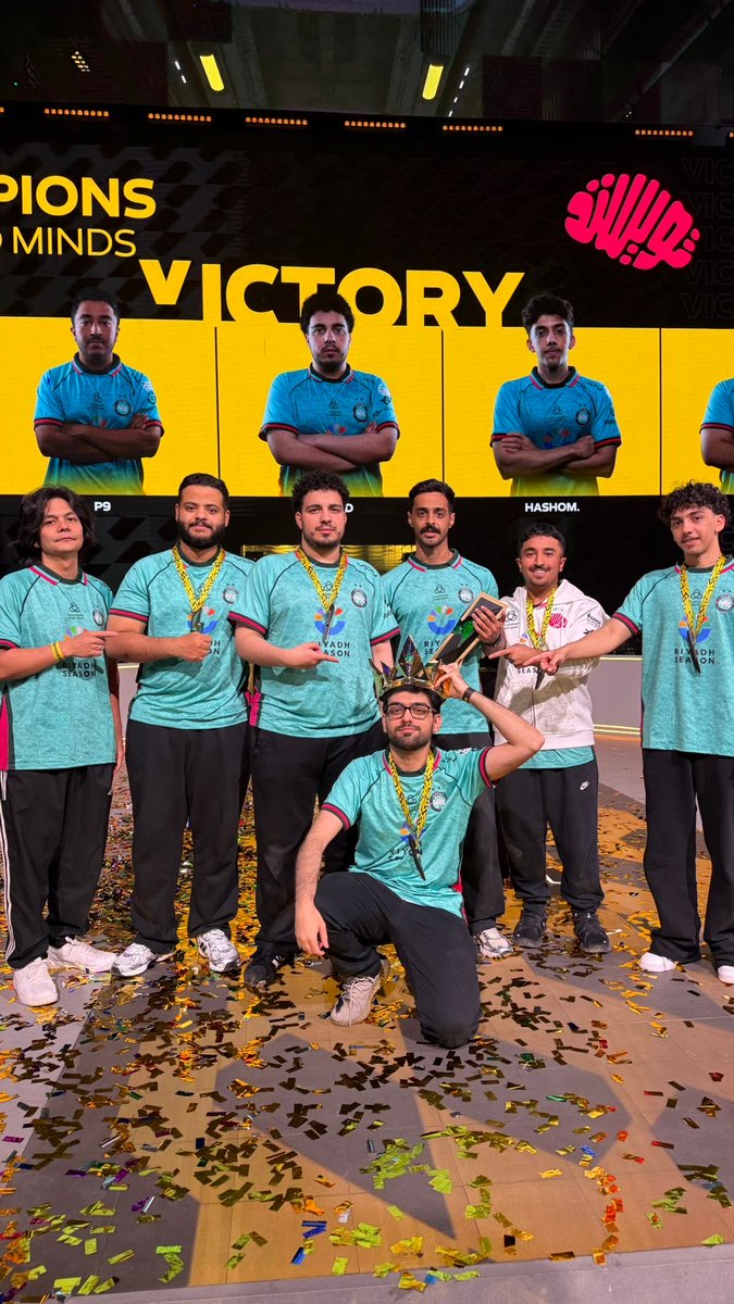 Twis Tr1ixd tweet media