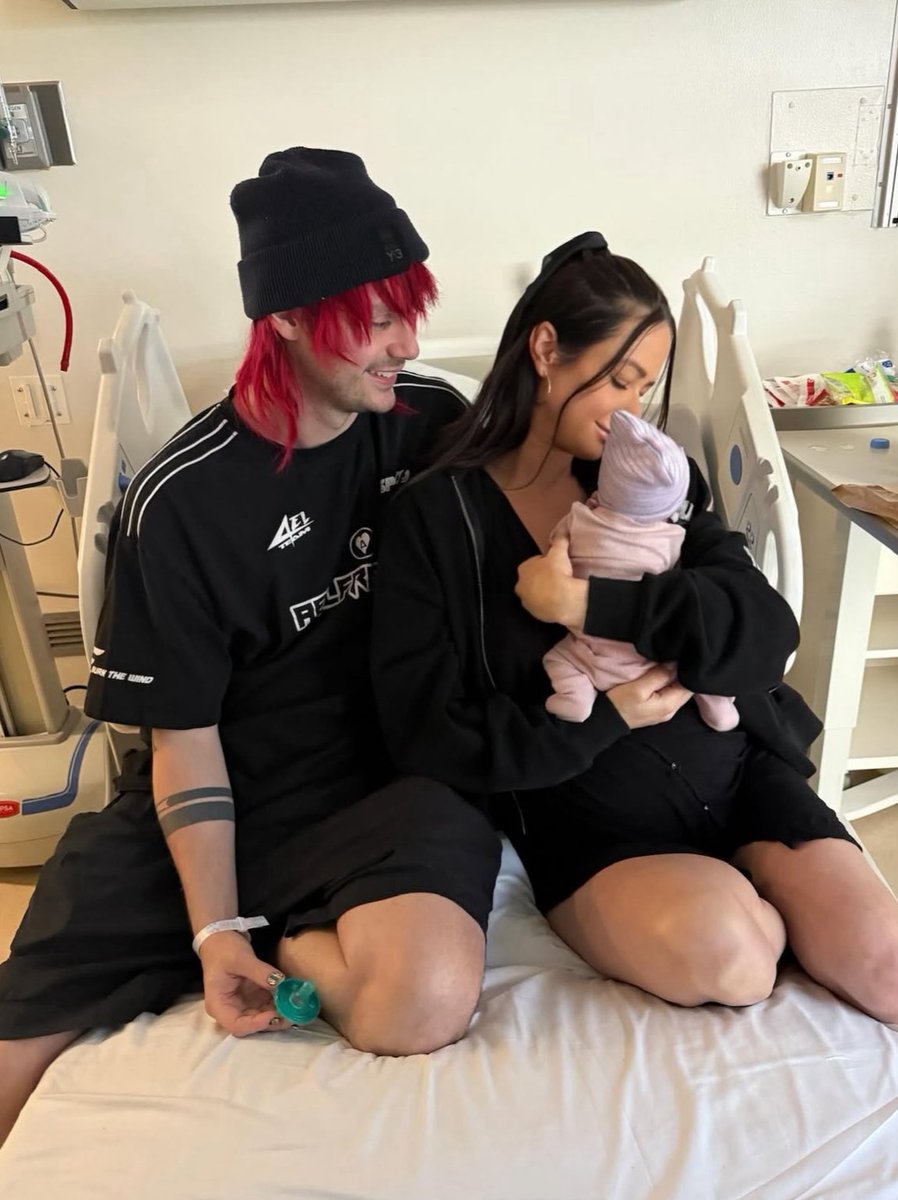 mikescomfort's tweet photo. the coolest dad ever🥺❤️ https://t.co/gYisVPwnYR