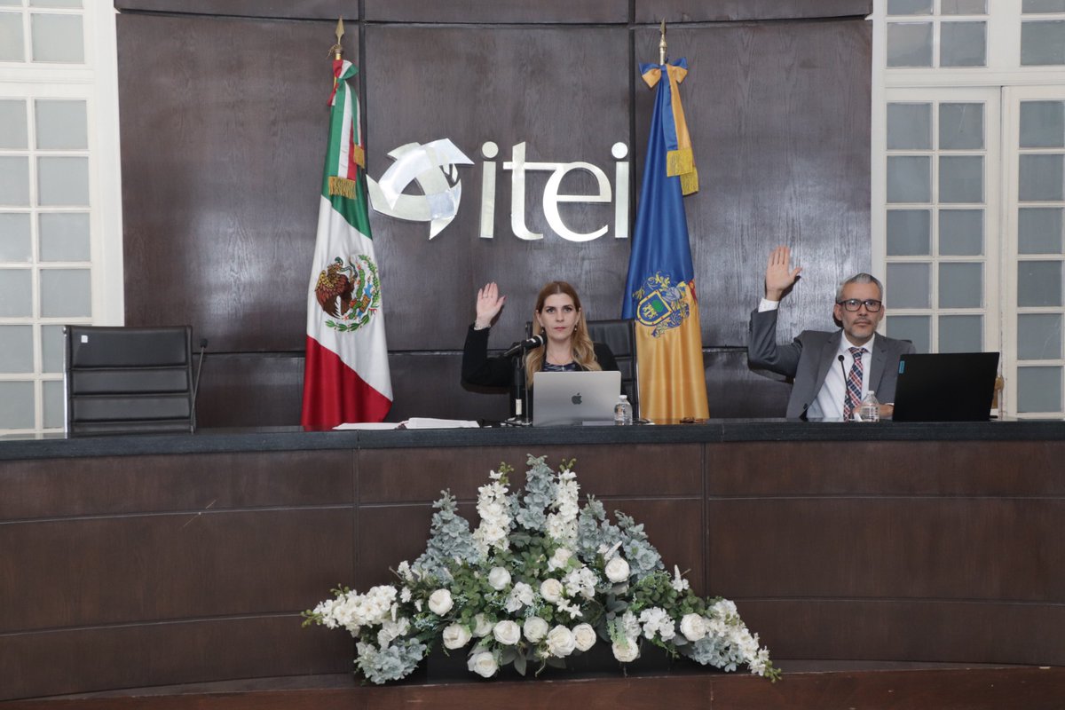 ITEIJal's tweet photo. Destacan la relevante trayectoria y retos que acumuló el @ITEIJal en 20 años al servicio de los jaliscienses.

🗞️📰Boletín:
https://t.co/FSfJIMFyVa

#ITEIesTuyo https://t.co/PmrS6dB7ID