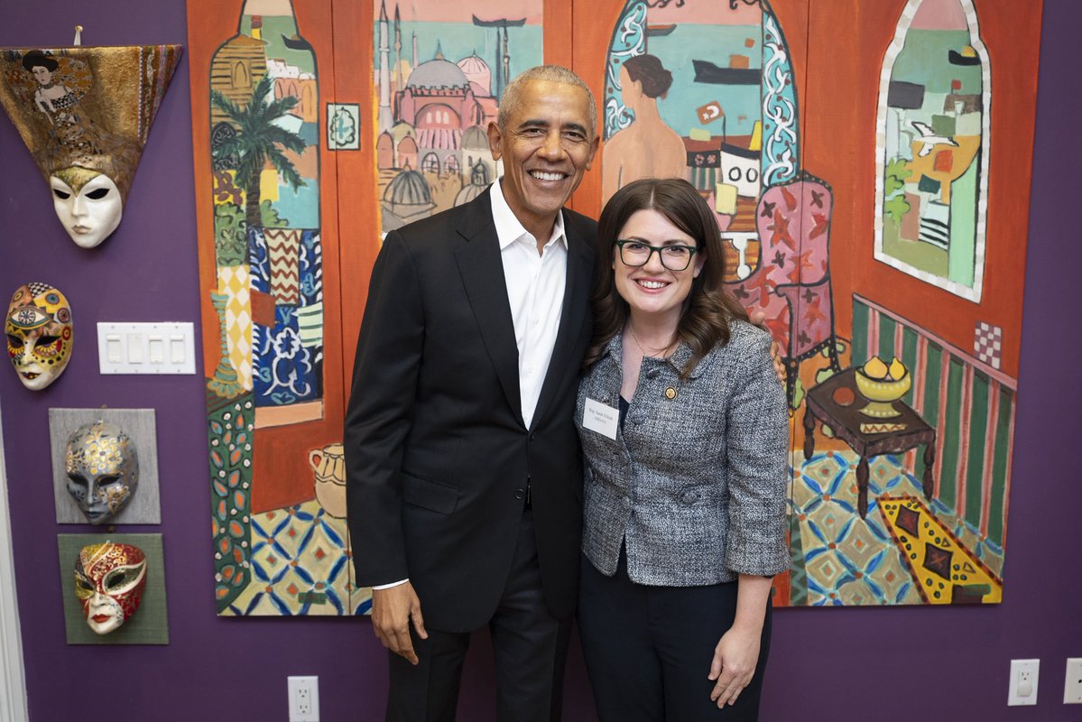 RepSarahElfreth's tweet image. ”Better is good.”

Everyone in our office has a small green card on their desks with a printed list of values and objectives to get us through hard days. It’s a tradition I adopted from my mentor, Senator Barbara Mikulski, with some of her idioms including “we can’t guarantee an…