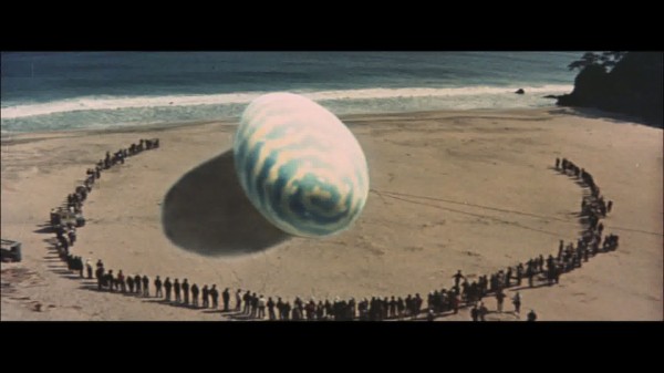 モスラの卵を盗む人 Amazon.co.jp: モスラのたま ごっ ち : おもちゃ