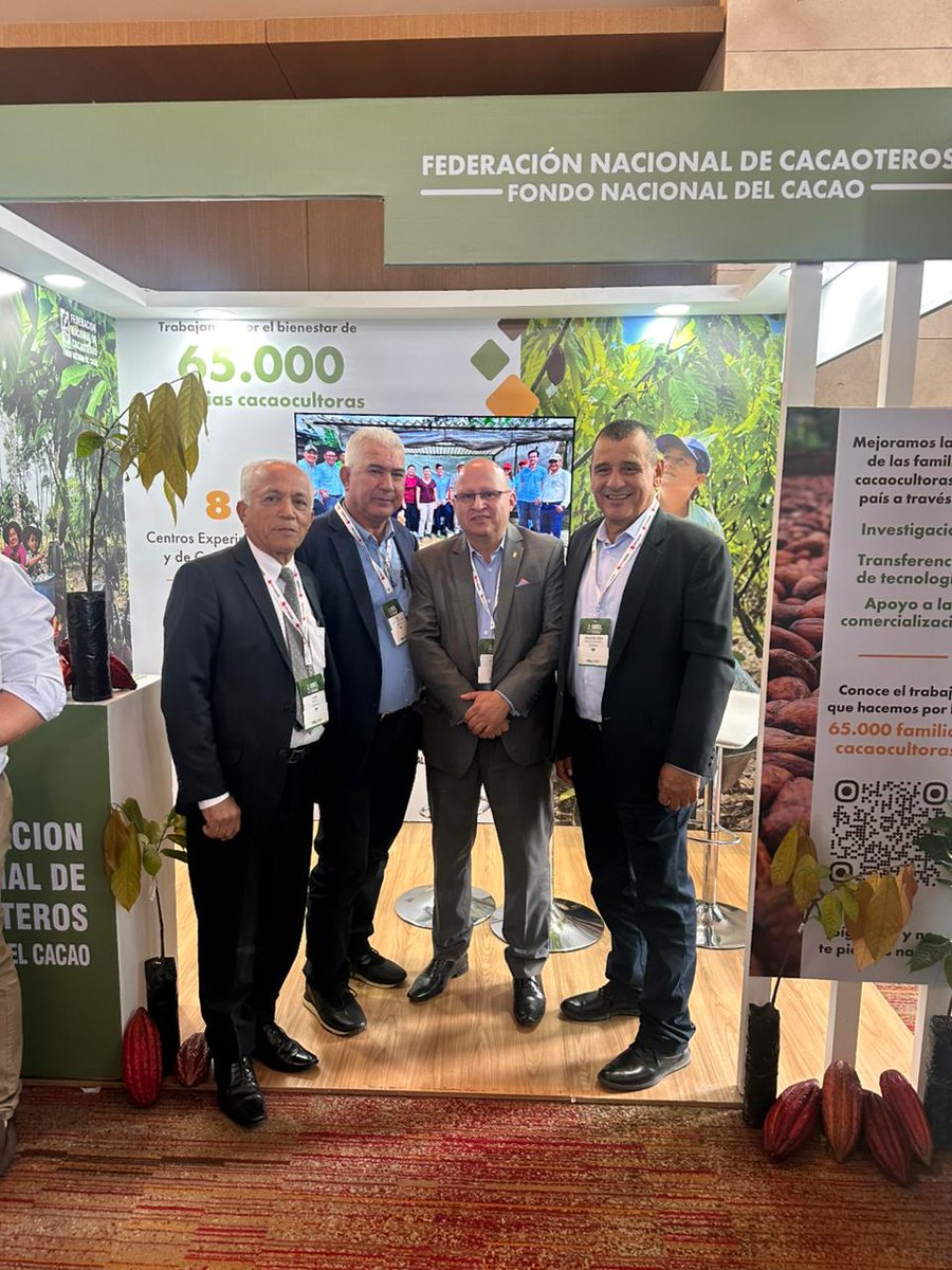 #CongresoNacionalAgropecuario Fedecacao - Fondo Nacional del Cacao está presente en el Congreso Nacional Agropecuario, que se realiza en Bogotá!🌱🍫 Compartimos con los asistentes nuestros programas dirigidos a los productores para el fortalecimiento del subsector cacaotero. 🙌🌿
