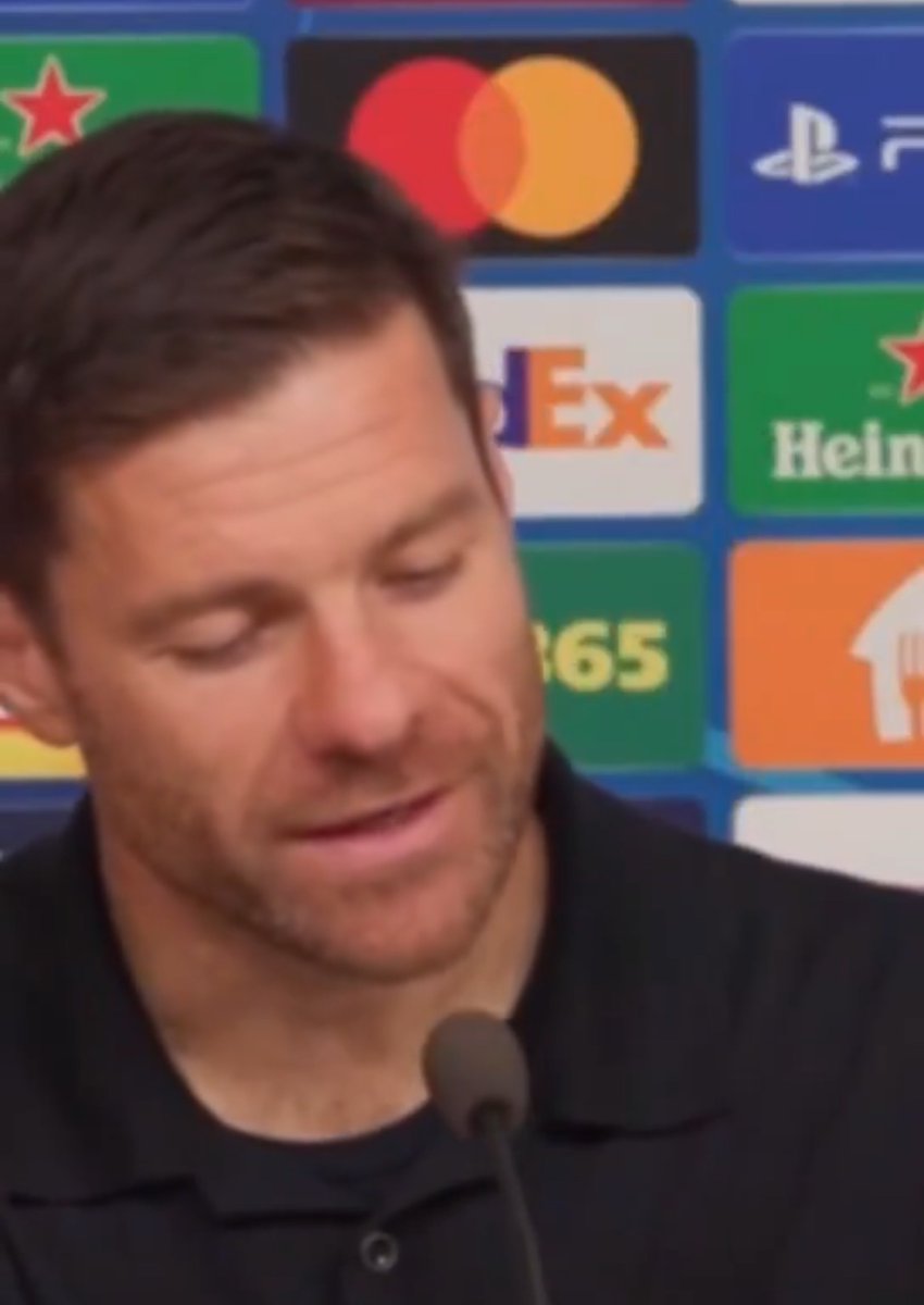 MadridXtra's tweet image. 🚨 Xabi Alonso: “It hurts that Vini Jr’s goal was disallowed because it’s a play that me and him talked about yesterday. It was a typical Vini Jr. goal. It really hurt me.”