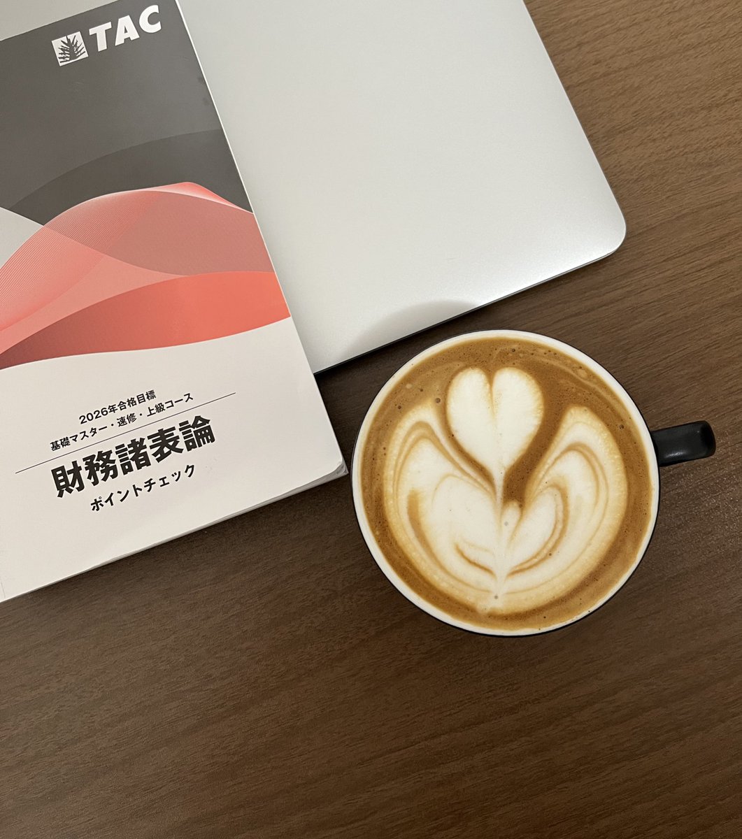 yokobdx's tweet image. きょうのラテです
あしたは休み✌️