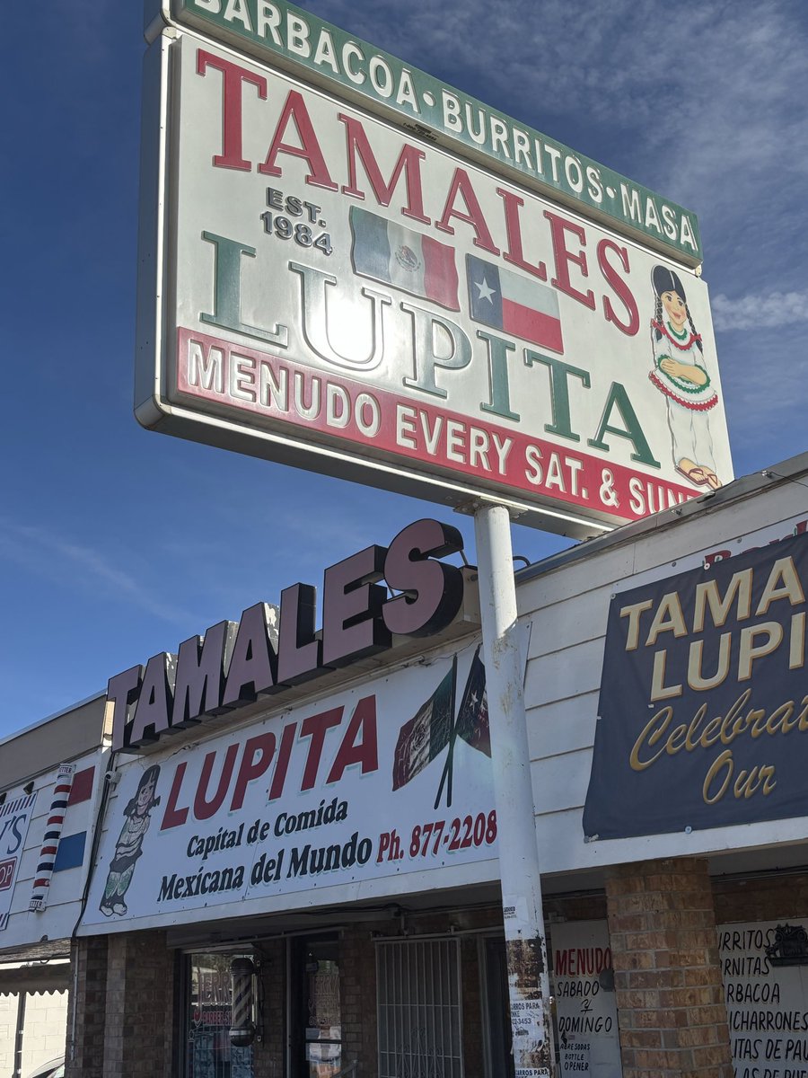 Thankful for this great group! 9th,JV, and Varsity Friendsgiving! Thank you to Tamales Lupita for donating delicious Tamales and Burritos for our team. Very much appreciated!