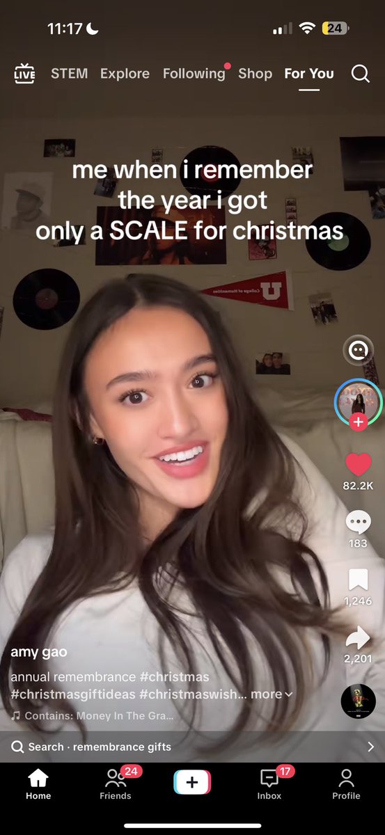 razzykcal's tweet image. This just made me so sad this poor baby look at her face :( I can’t conceptualize why a parent would do this to their daughter