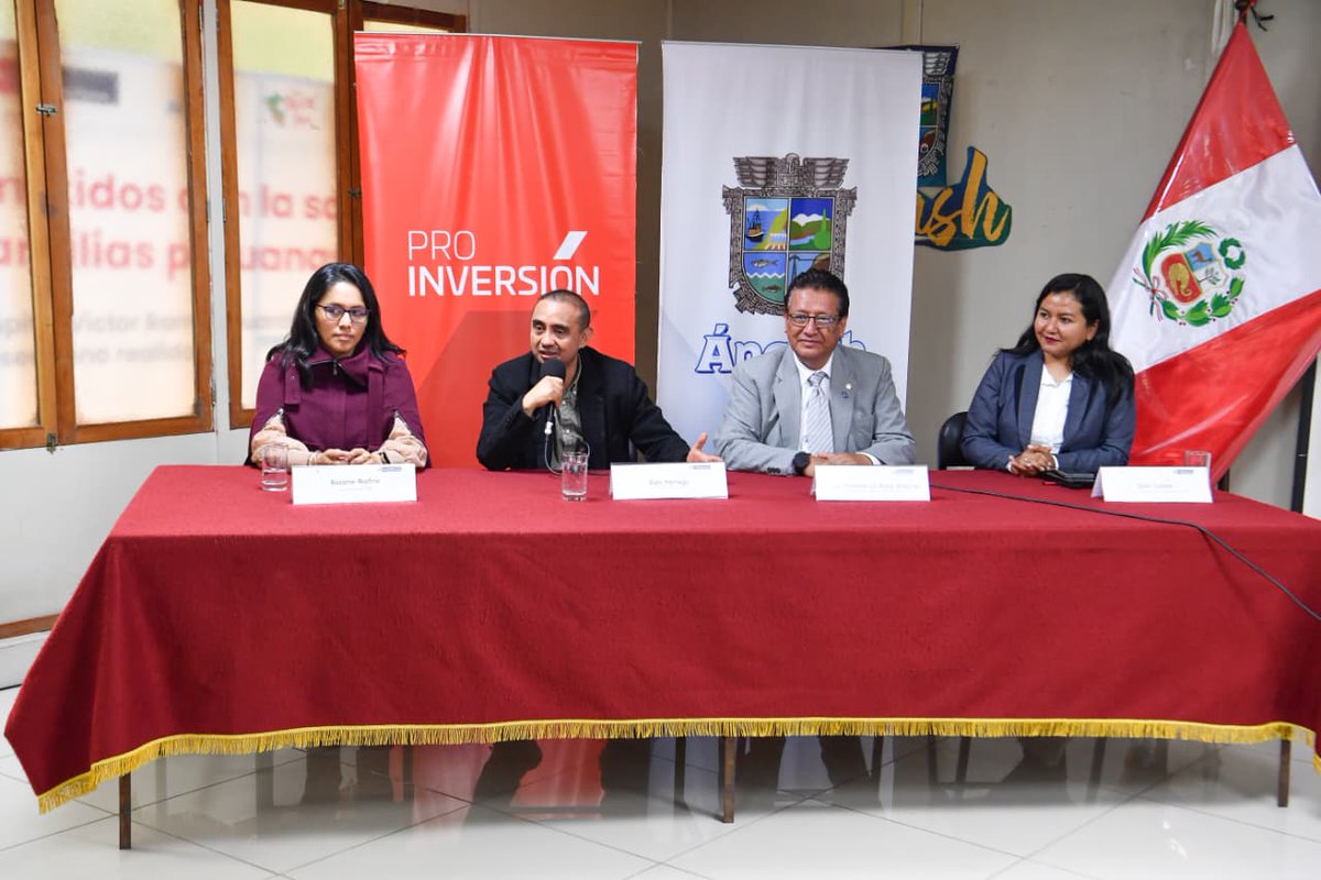 MEF_Peru's tweet image. #GobiernoEnAcción | Como parte de la agenda en #Áncash, el equipo del MEF, junto a @ProInversionPe, sostuvo una reunión con el GORE Áncash para impulsar el proyecto del Hospital Víctor Ramos Guardia, Nivel III-1, que beneficiará a más de 181 mil personas con una inversión de S/ 1