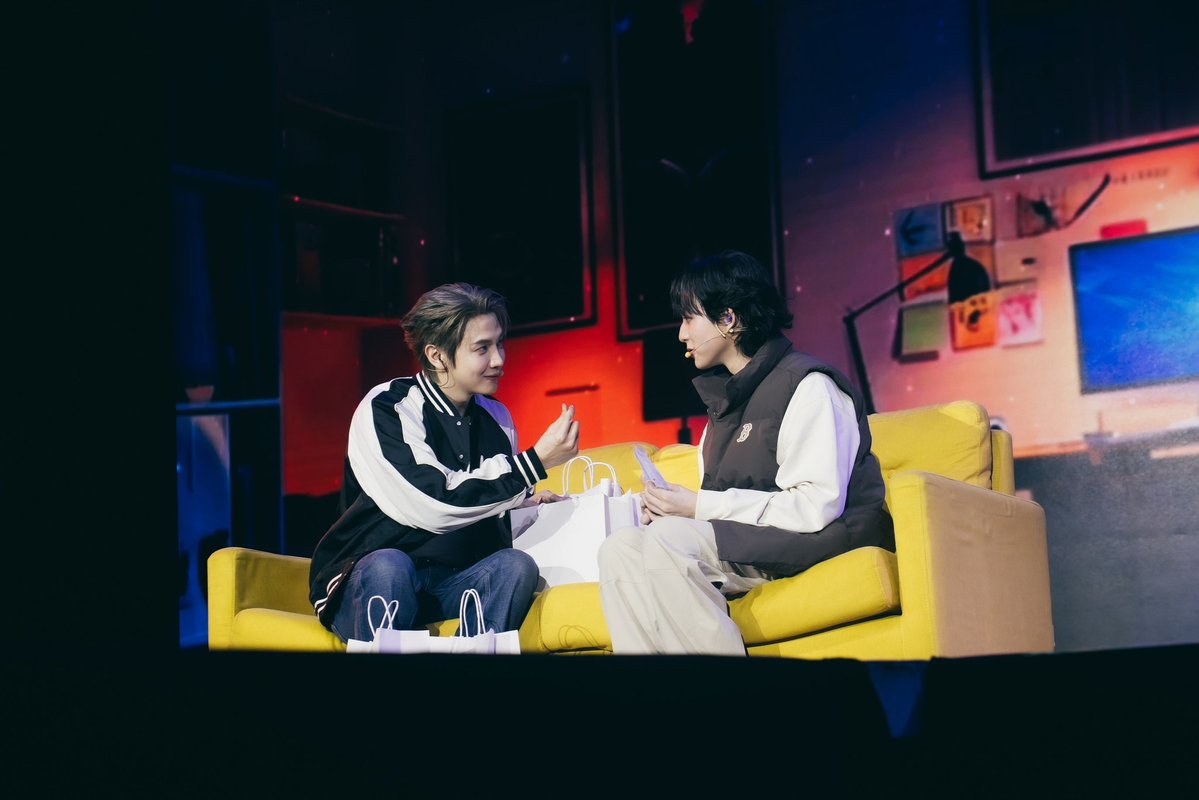 todayentth's tweet image. เริ่ดเลยล่ะ! “แม็กกี้–บาส” เปิดบ้านจัดแฟนมีต เสิร์ฟฉ่ำทั้งฮอลล์อบอุ่นทั้งใจ ในงาน MaxkyBas ‘My Home Your Home’ 1st Fan Meeting

อ่านต่อ : facebook.com/share/p/178g6m…

#MaxkyBas1stFM
#MaxkyBas #แม็กกี้บาส