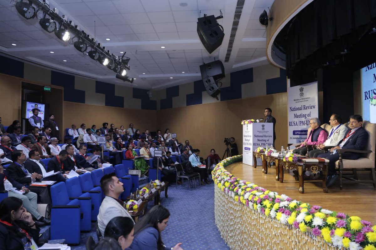 Dr. Vineet Joshi (<a href="/Vineet_K26/">Vineet Joshi</a>), Secretary, Department of Higher Education, chaired a National Meeting on 25th November, 2025 to review the progress of ongoing RUSA and PM-USHA projects with Principal Secretaries/ SPDs/ SNOs of States/ UTs and University representatives at Dr.