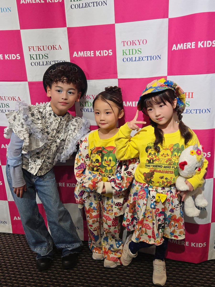 yua19127's tweet image. トップモデルスクール仙台校のそうじくんとたよりちゃんと🩷
東京キッズコレクションにて🥰