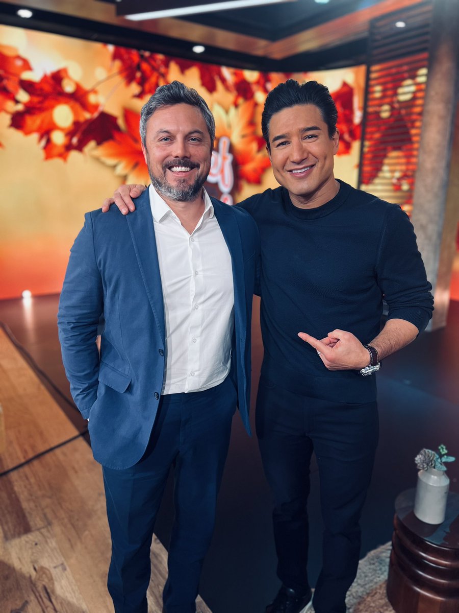 ageofdisclosure's tweet image. Keep an eye out for our director / producer @Dan_Farah’s interview with @mariolopezviva and @KitHoover on @accesshollywood! #AgeOfDisclosure
