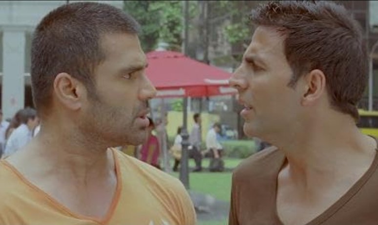 itstisha_7's tweet image. 16 years to one of the best comedy movie 
#AkshayKumar #KatrinaKaif