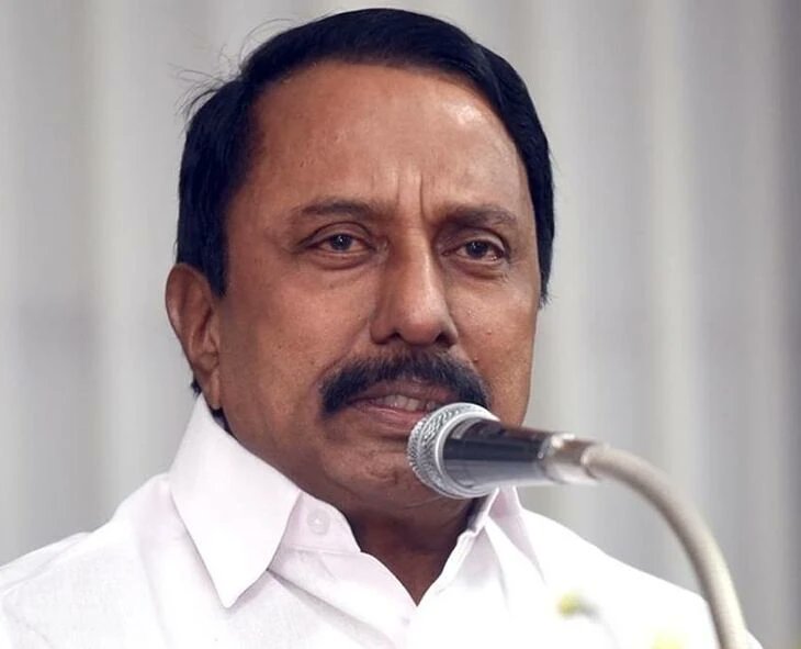 SJB56856832's tweet image. ஒரு பெண் கட்சி மாறினால் அவரை ஆபாசமாக விமர்சிப்பது,

ஒரு ஆண் கட்சி மாறினால் அவரை சிகப்பு கம்பளம் போட்டு பதவி தந்து வரவேற்பது,

தற்குறி 🐿 கட்சி தத்துவம்..!