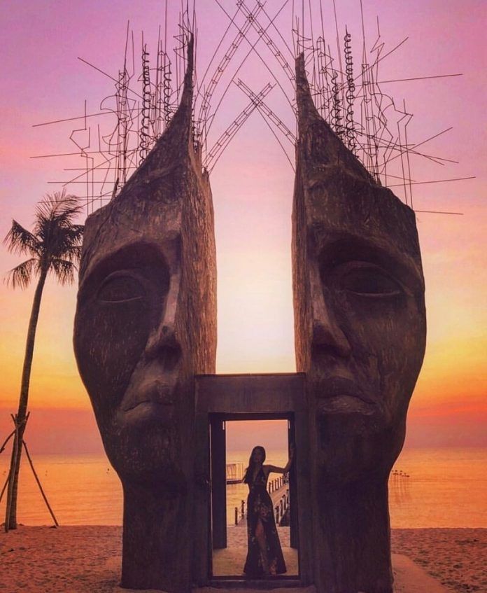 TNT_AVIATION's tweet photo. Discover Phu Quoc in true luxury.
Fly by private jet to Vietnam’s Pearl Island and enjoy crystal-blue waters, white-sand beaches and world-class resorts. A seamless, private and unforgettable escape awaits. ✈️🌴
#TravelVibes #PrivateJet #CharterFlight https://t.co/48NShlCaDk