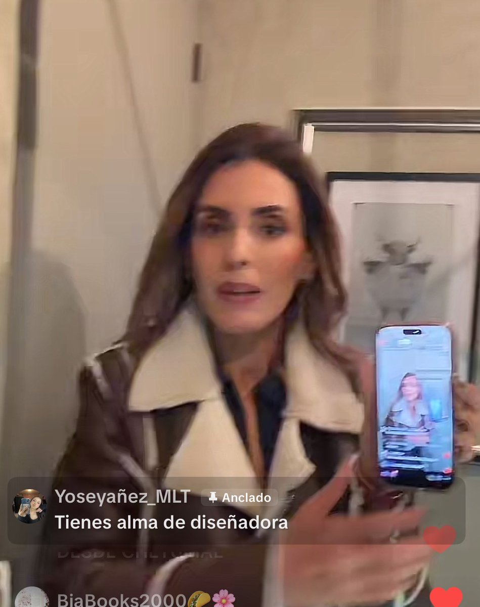 LEONAxTINISTA's tweet image. COMO SE GRABABA JAJAJAJAJA EN VEZ VOLTEAR LA CÁMARA JAJAJAJAJAA 😭

ay no la quiero tantoooooo