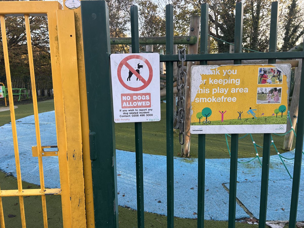 ERGNMEHMET5's tweet image. #SokakKöpekleri 
#köpekleritoplayın
Bilmeyenler için burası chinford  north/Londra 
Parklar ve sokaklar bizim çoçuklarındır.