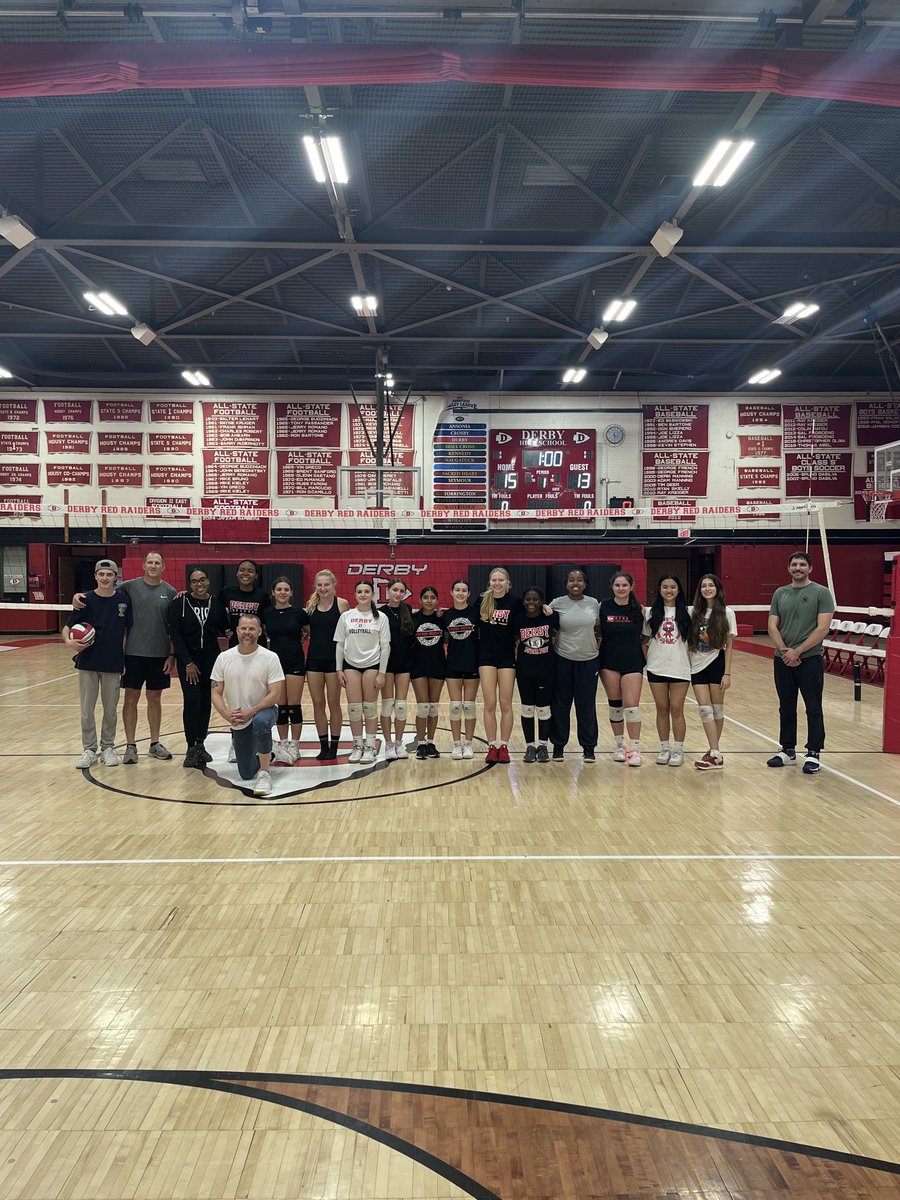 Thank you to all our Derby Volleyball alumni and family members who participated in our games today! Such a fun day! 🏐🦃<a href="/DerbyAthletics1/">Derby Athletics</a> <a href="/DerbyRedRaider/">Derby High School</a>