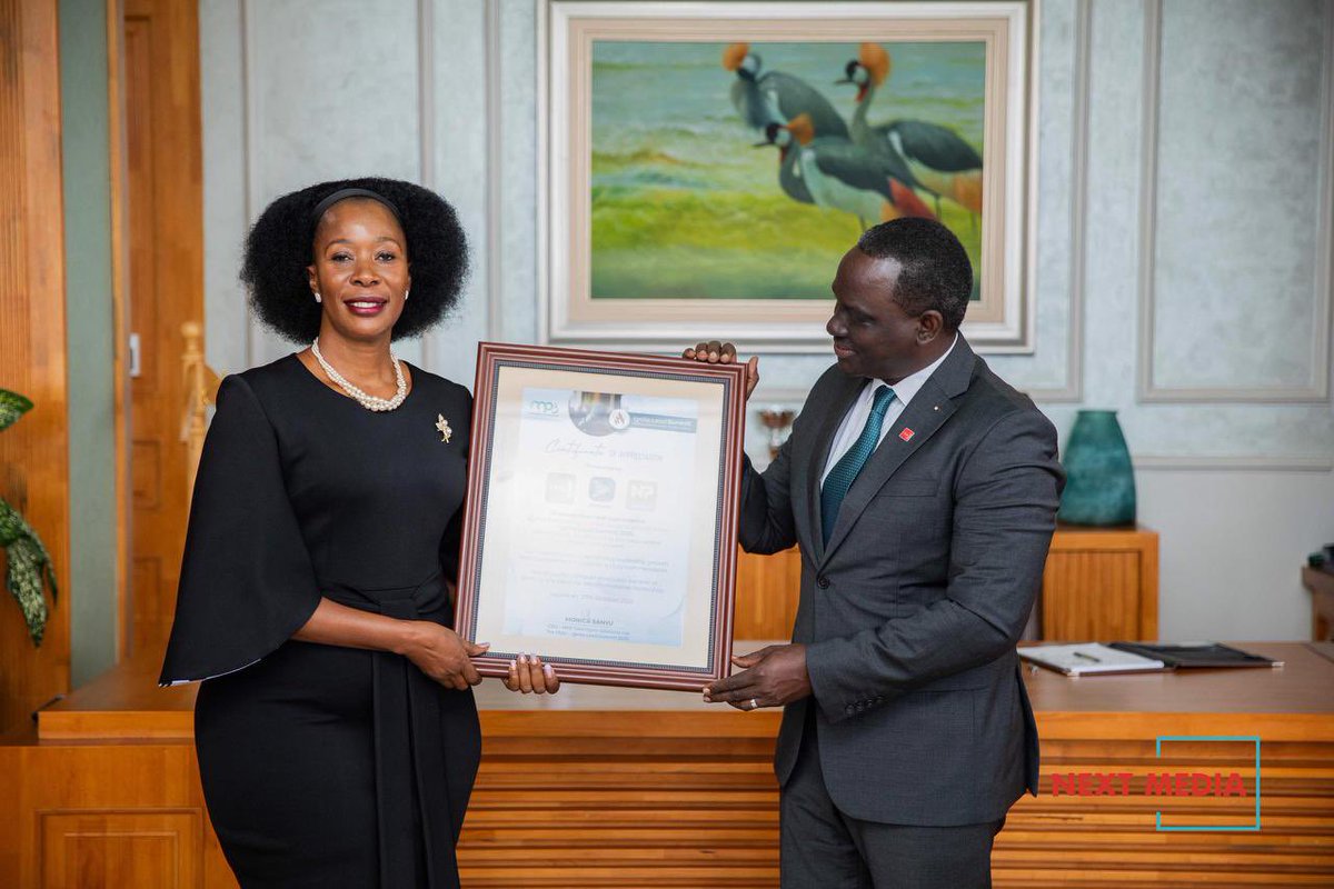 nextmediaug's tweet photo. We had a lot of good energy at the #NextMediaPark on Monday!

Ms Monica Sanyu, CEO of @MP3TalentSync, dropped in to present a certificate of appreciation for our support of the Ignite Lead Summit 2025, which our Group CEO, @KKariisa, received.

@nbstv, @nilepostnews, and @afromobileug helped spread their message. Cheers to more of these partnerships that build Uganda’s leadership muscle.

#NextMediaUG #InformToTransformUganda