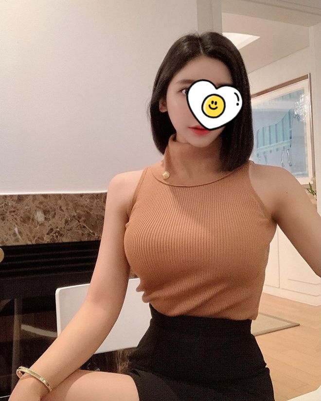 wowsers69370's tweet photo. 穿的淑女
動作都跟著淑女了起來
💜🖤
#台中個人工作室 #臀控 #攝護腺保健 #龍根按摩 #臀浪 #大人療癒時光 #練愛不練腿 #半套全套 #性感 #小惡魔 #臀推 #蜜桃臀 #男生的快樂是甯樂 https://t.co/eV5r3bGq3B